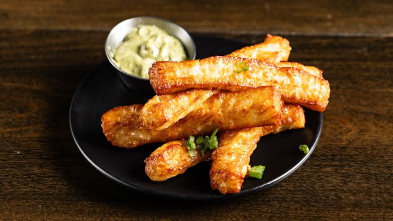 Bâtonnets de Fromage Halloumi Frits / Fried Halloumi Cheese Sticks