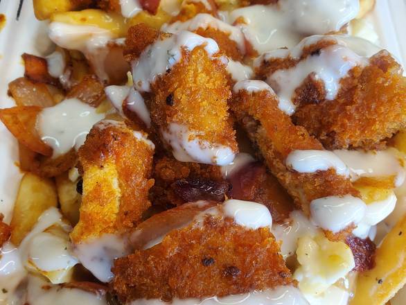 Buffalo Chicken Poutine