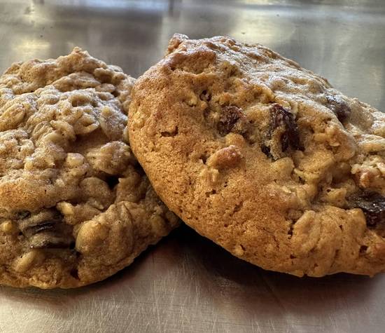 Oatmeal Raisin Cookie