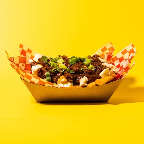 Poutine au Mouton et au Cari / Mutton Curry Poutine