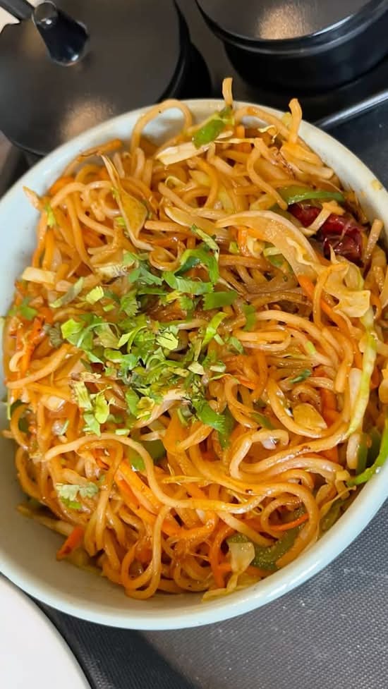 Hakka Noodles