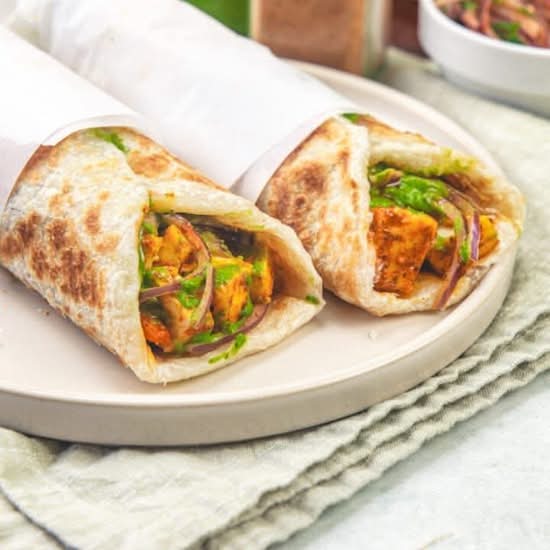 Paneer Kathi Roll (2 pcs)