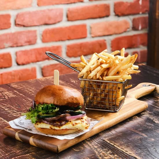 Burger Halloumi / Halloumi Burger
