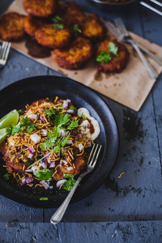 Aloo Tikki Chaat