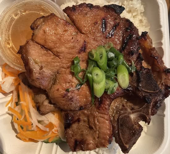 Steamed Rice with Grilled Pork Chop (Com Suon Nuong)