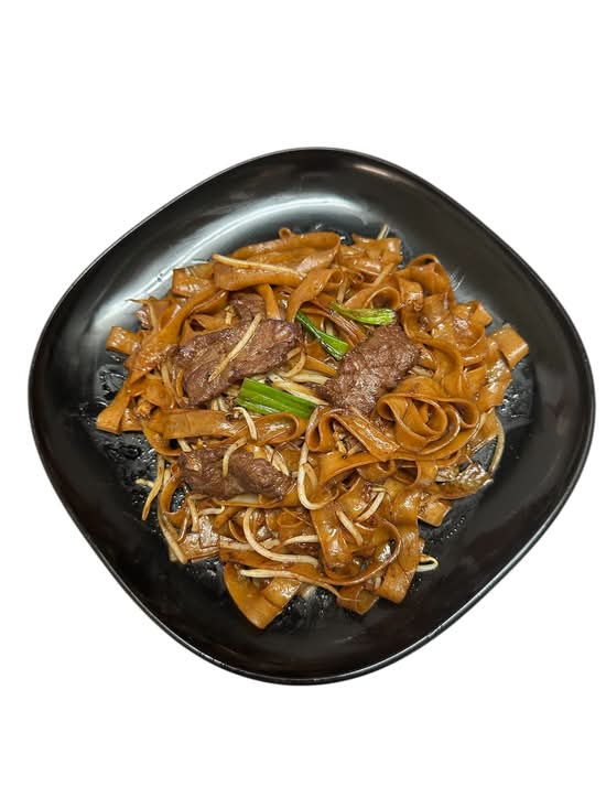 Beef Dark Soya Sauce and Eggs (Bœuf Sauce Soya Et Oeufs)