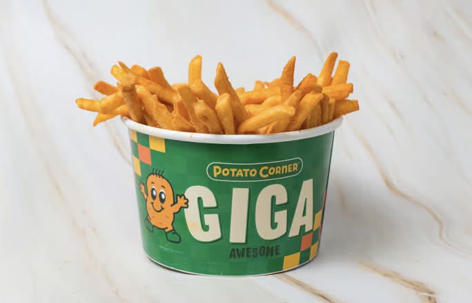 Giga Shoestring Fries