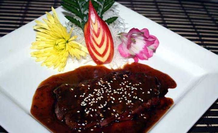 35B. Black Pepper Beef Teriyaki