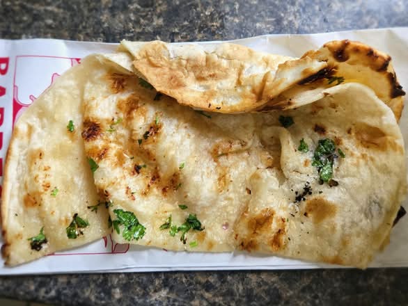 Garlic Naan / Naan à l'Ail