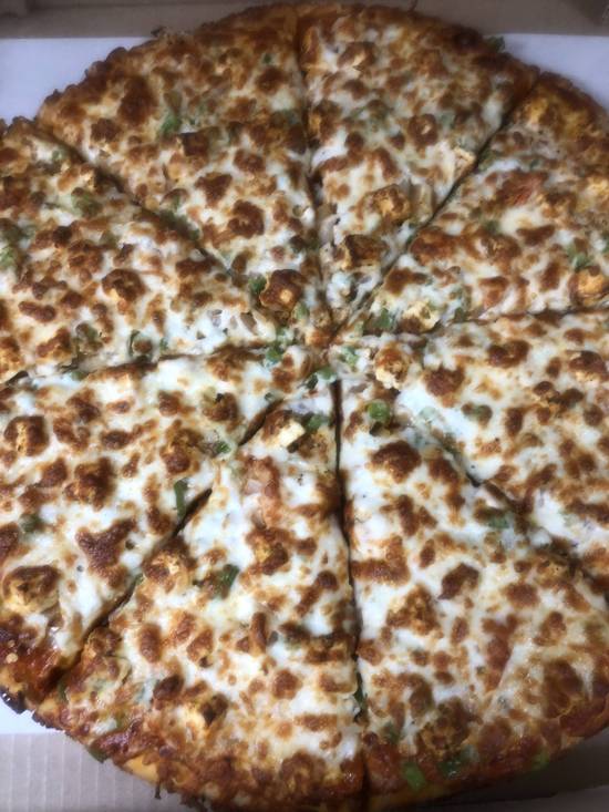 Shahi Paneer Pizza