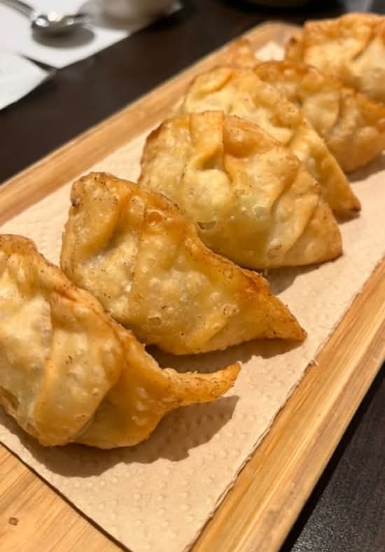 Fried Dumplings (7 pcs)