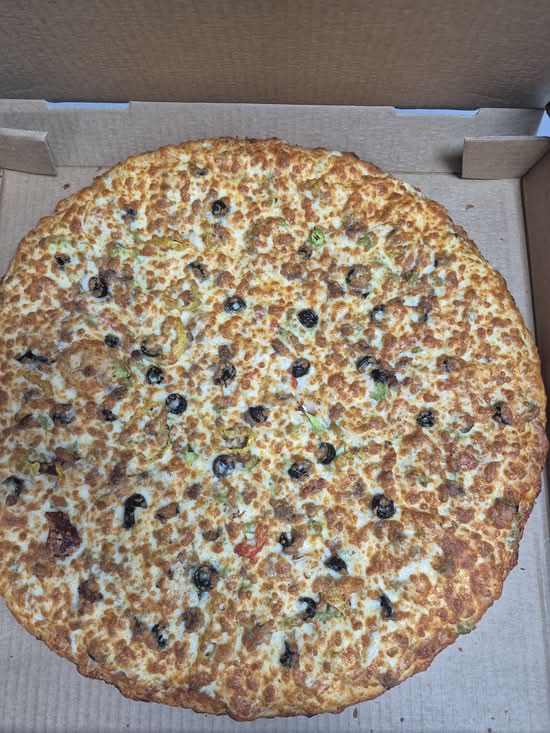 Deluxe Pizza (18" Giant)