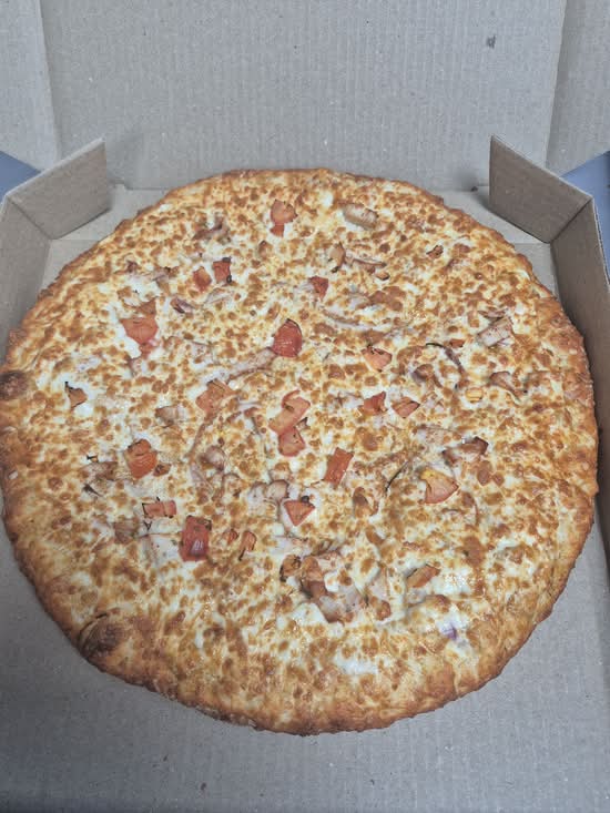 Butter Chicken Pizza (18" Giant)