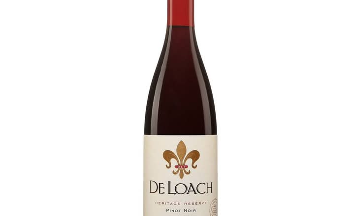 Pinot Noir Deloach Patagonia Argentina, 750mL red wine (13.5%25 ABV)