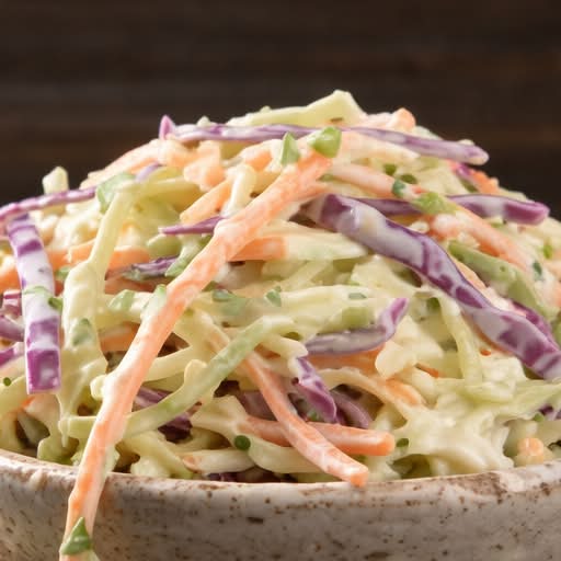 Salade de chou crémeuse - 450 g / Creamy Coleslaw - 16oz