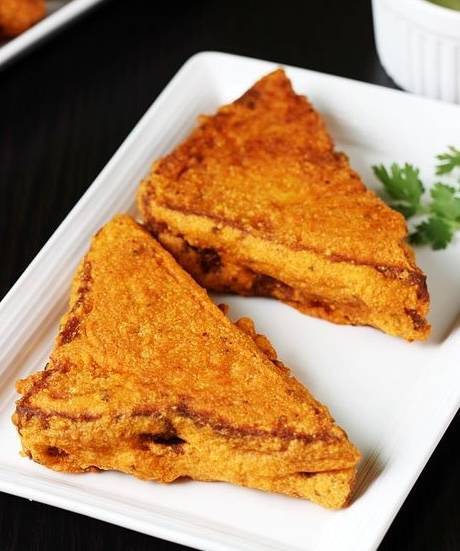 Bread Pakora (2 Pcs.)