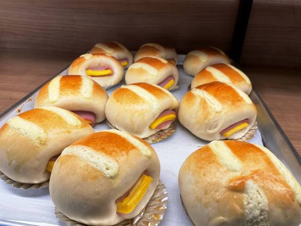 Ham & Egg Bun