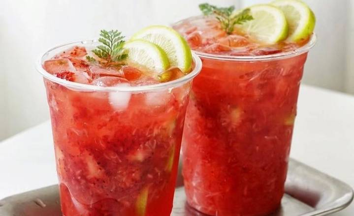 Strawberry Ice Tea