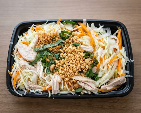 7. Shredded Chicken Salad (Goi Ga)