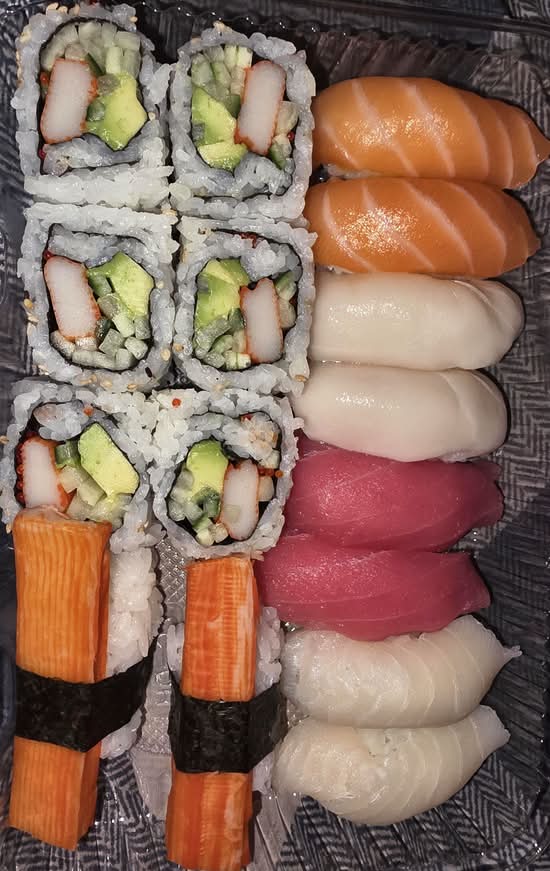 Sushi Combo (16pcs)