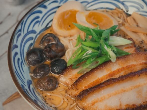 Mirin Chashu Tonkotsu Ramen w/ Black Garlic Oil