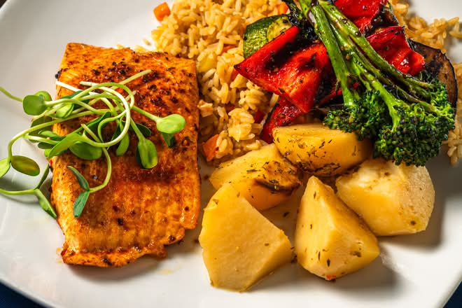 Apollo's Sun-kissed Salmon Filet (GFO)