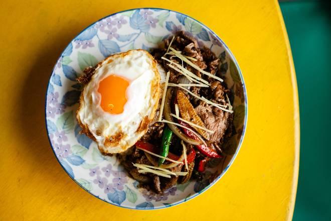 Black Pepper Ginger Beef with Fried Egg ( NOT Gluten Free )