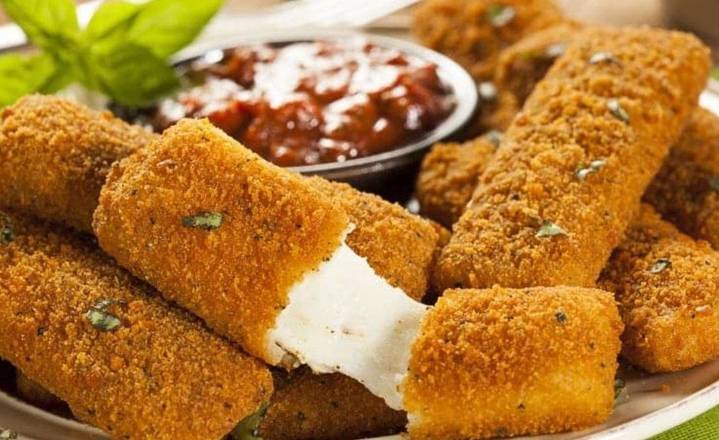 Entrée Bâtonnets de Fromag (8) / Cheese Sticks