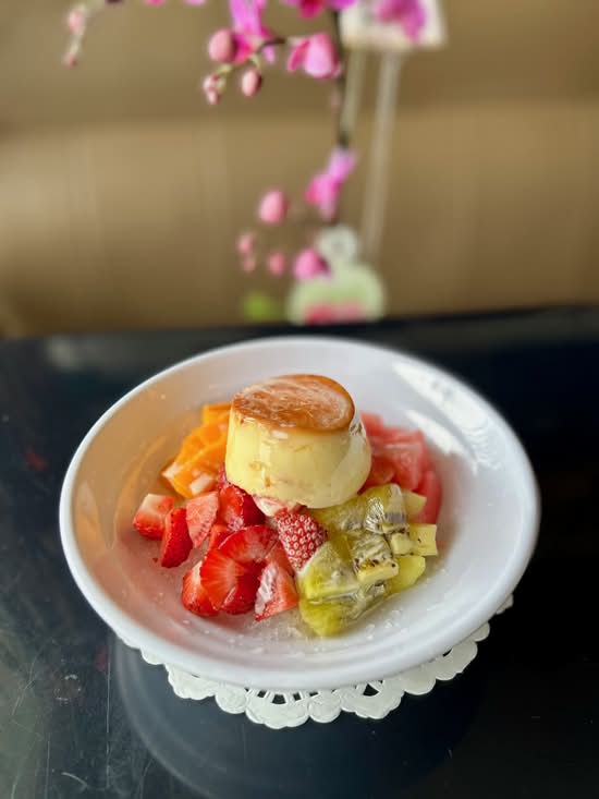 Vietnamese caramel flan with mix fruit and coconut milk