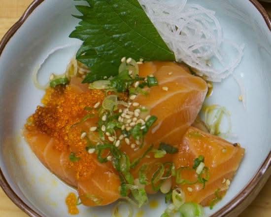 Spicy Salmon Sashimi