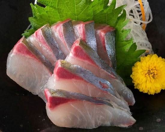 Shima Aji Sashimi (8pcs)