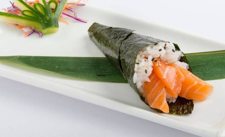 Salmon Hand Roll (1 Pc)