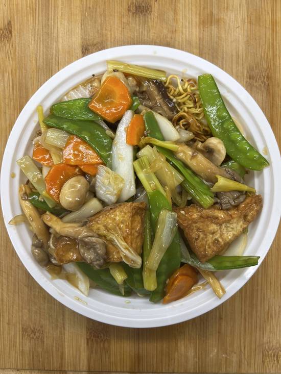 Tofu Vegetable Chow Mein