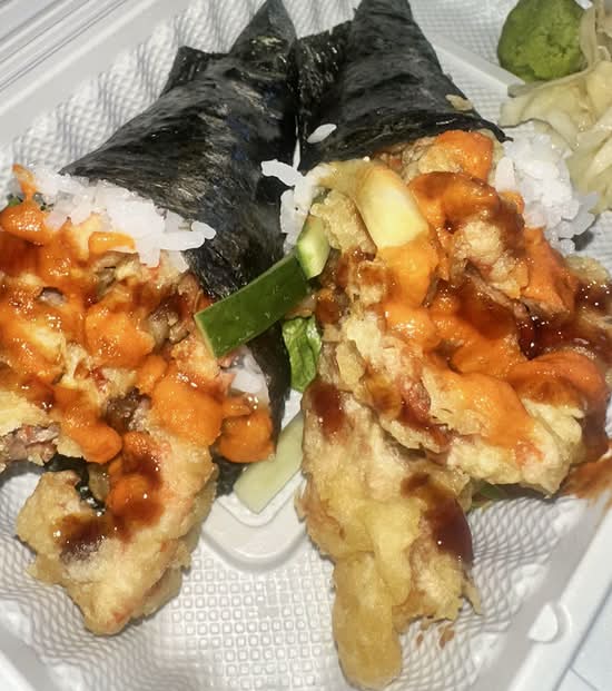 Salmon Tempura Roll (6 pcs)
