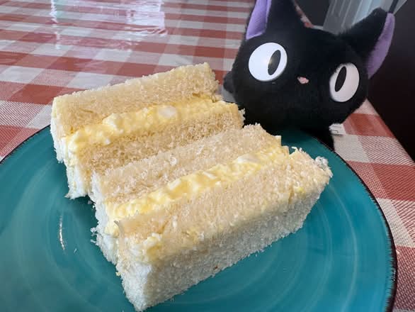 Japanese Egg Salad Sandwich (Tamago Sando) 🥪🥚