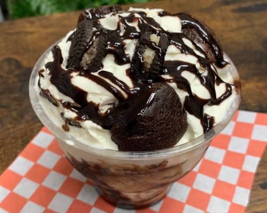 Chocolate Brownie Sundae