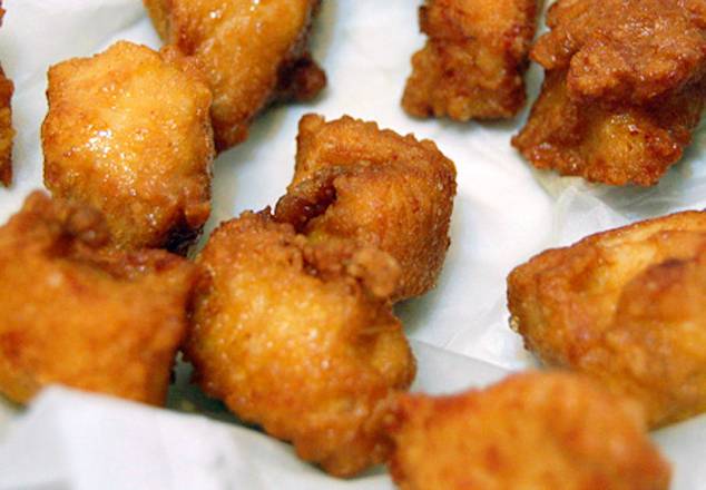 4B:Pepites de poulet frit/Fried chicken nuggets