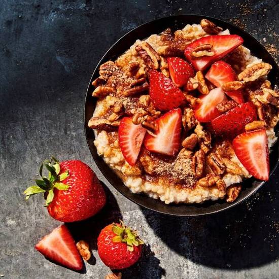 Steel Cut Oatmeal with Strawberries & Pecans