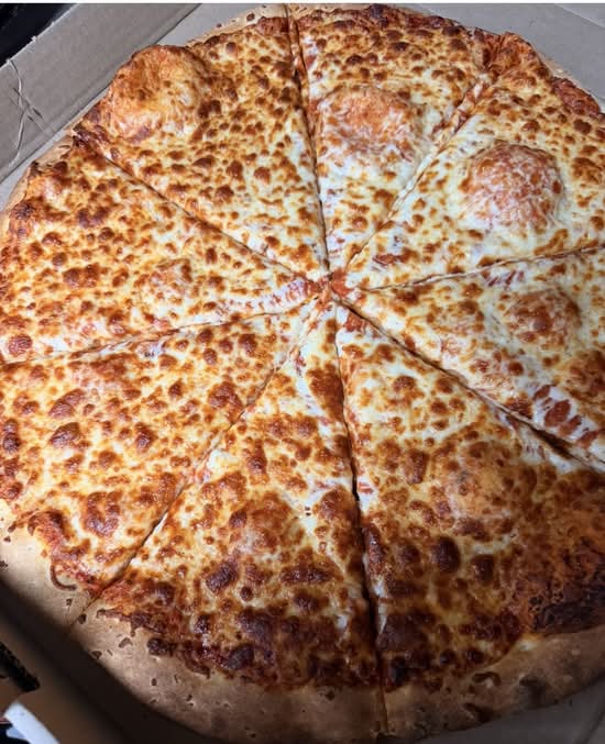 Pizza Fromage / Cheese Pizza