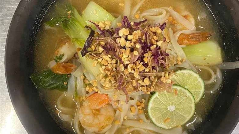 Thai Chicken Noodle Bowl