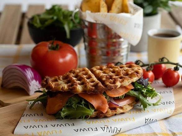 Smoked Salmon Croffle