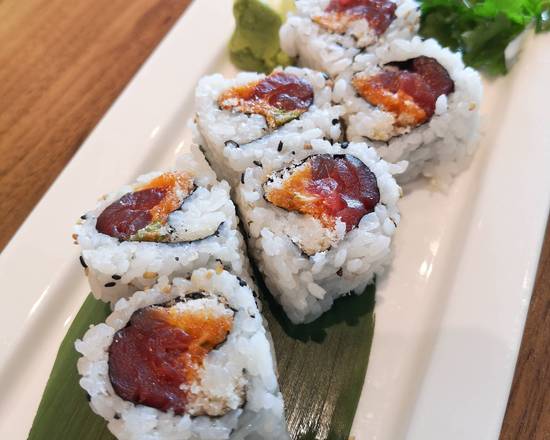 J06. Spicy Tuna Roll