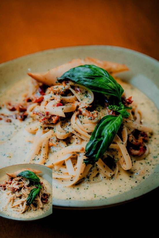 Fettuccine Alfredo with Chicken