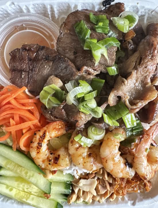 70. Bun Tom, Thit Nuong