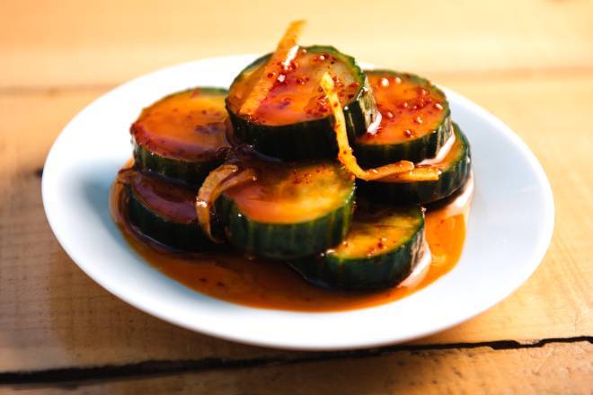 21. Salade de concombre mariné/Pickled Cucumber Salad