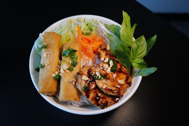 V1. Grilled Pork & Pork Spring Roll