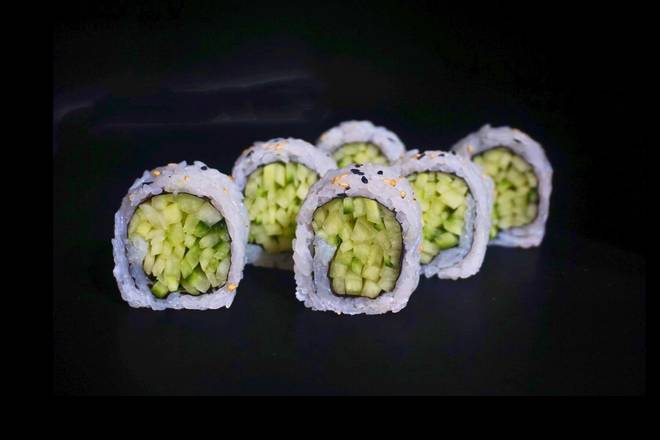 137. Cucumber Roll (8pcs)