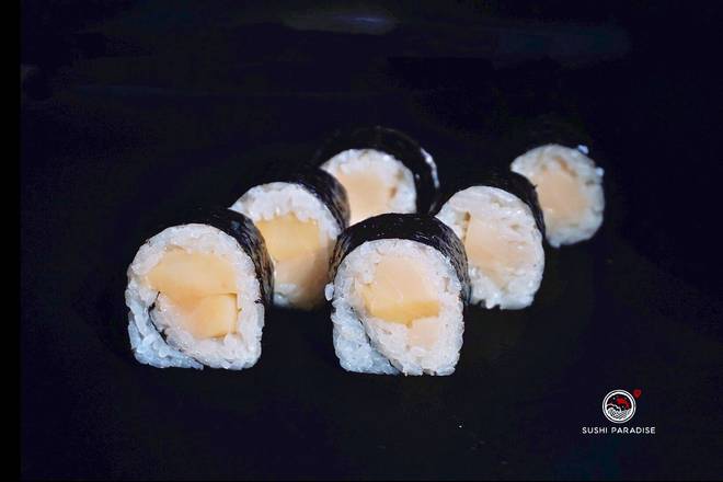 132. White Tuna Roll (8pcs)