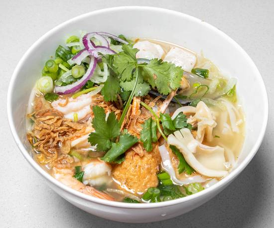 P10. Seafood Pho - Phở Đồ Biển