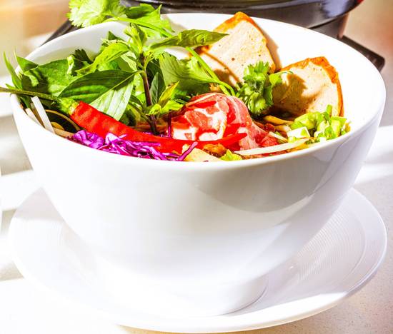P2. Spicy Lemongrass Noodle Soup (Bún Bò Huế)